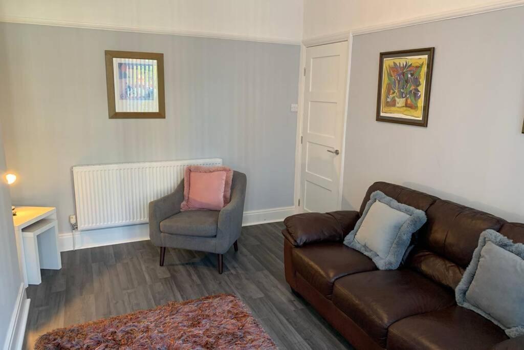 Modern Fully Refurbished 3 Bedroom Home Blackpool Luaran gambar
